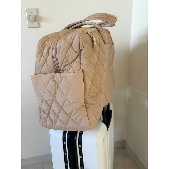 Vera Bradley Grand Traveler Carry-on Travel Luggage Caramel Cream- NWT - Picture 2 of 7